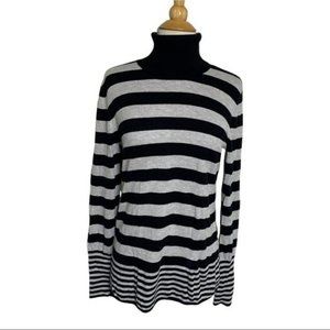 American Eagle Outfitters L black & gray striped turtleneck sweater